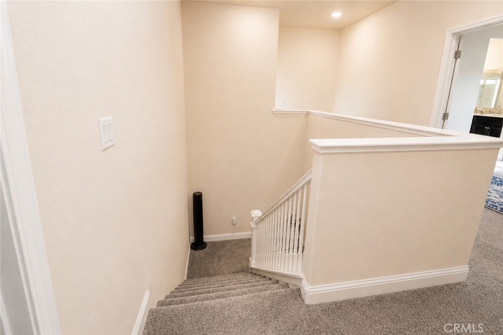 2482 Valdes Dr, Merced, CA 95340