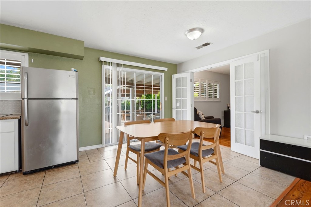 1237 S Clover, Visalia, CA 93277