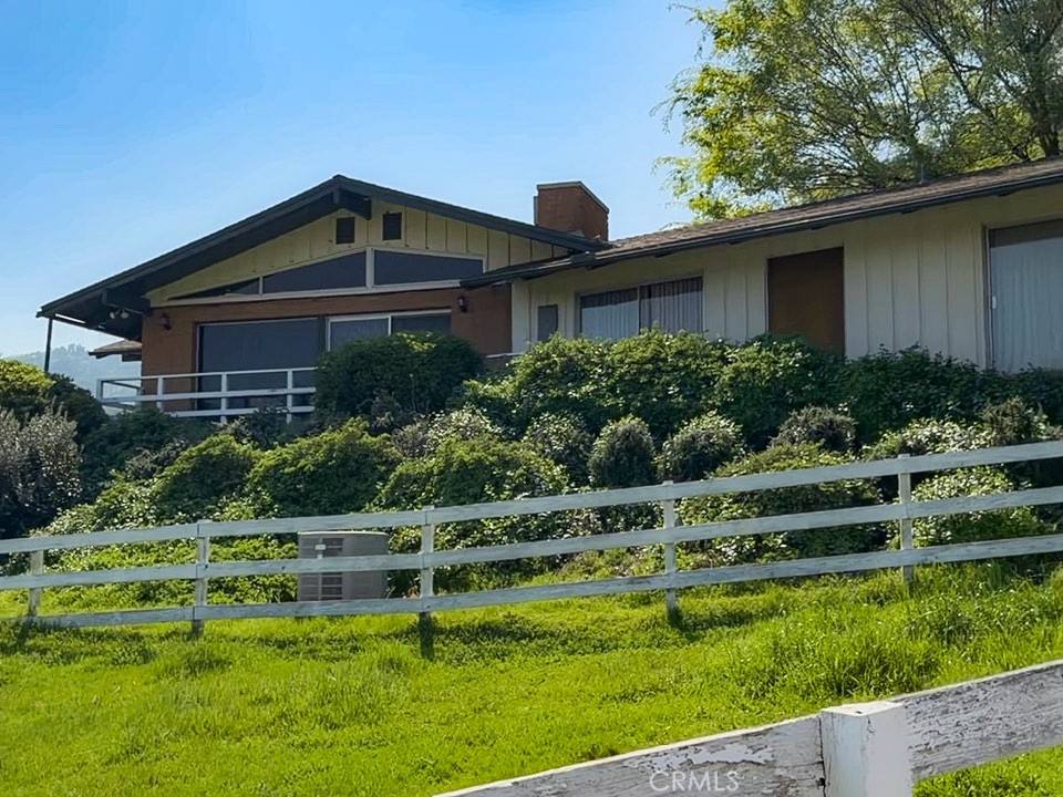 33295 Globe Dr, Springville, CA 93265