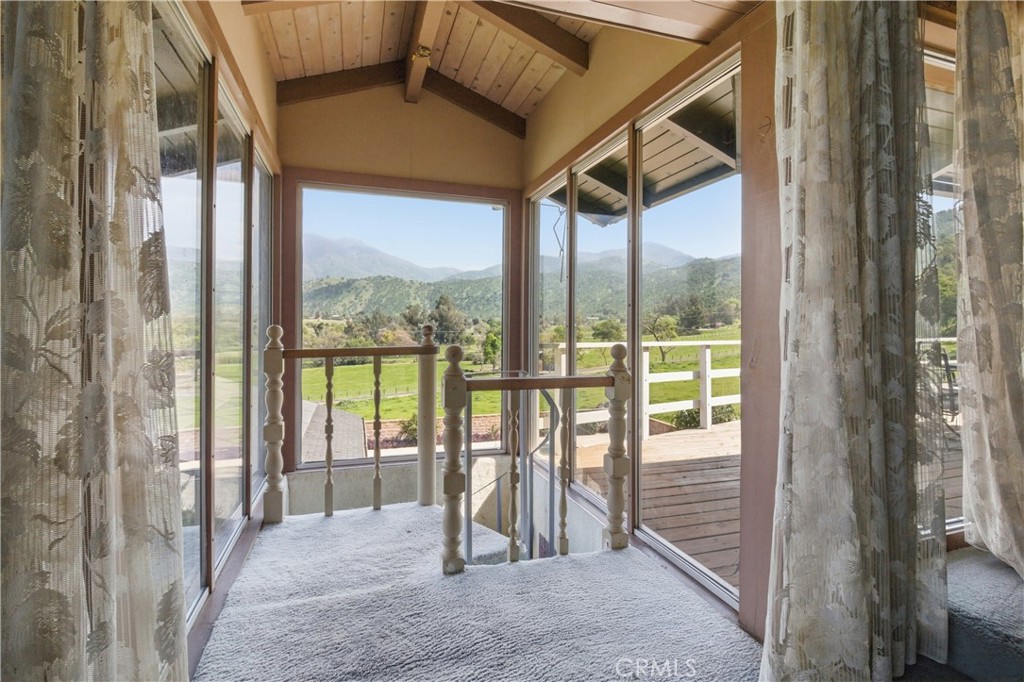 33295 Globe Dr, Springville, CA 93265