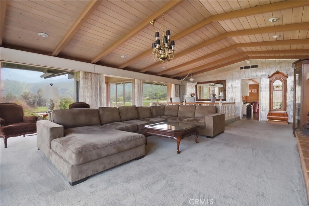 33295 Globe Dr, Springville, CA 93265