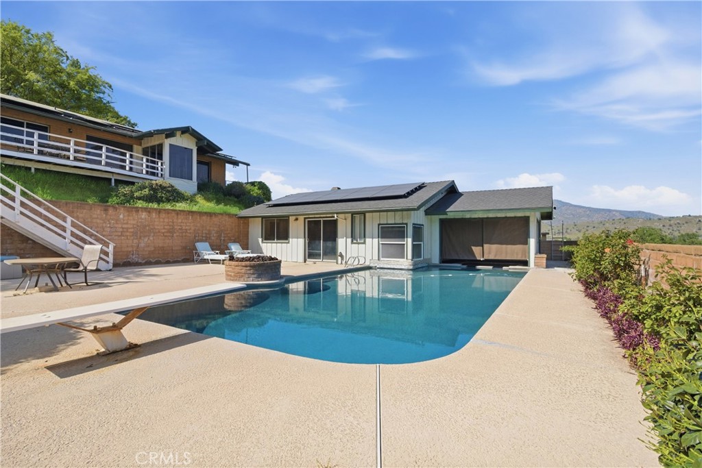 33295 Globe Dr, Springville, CA 93265