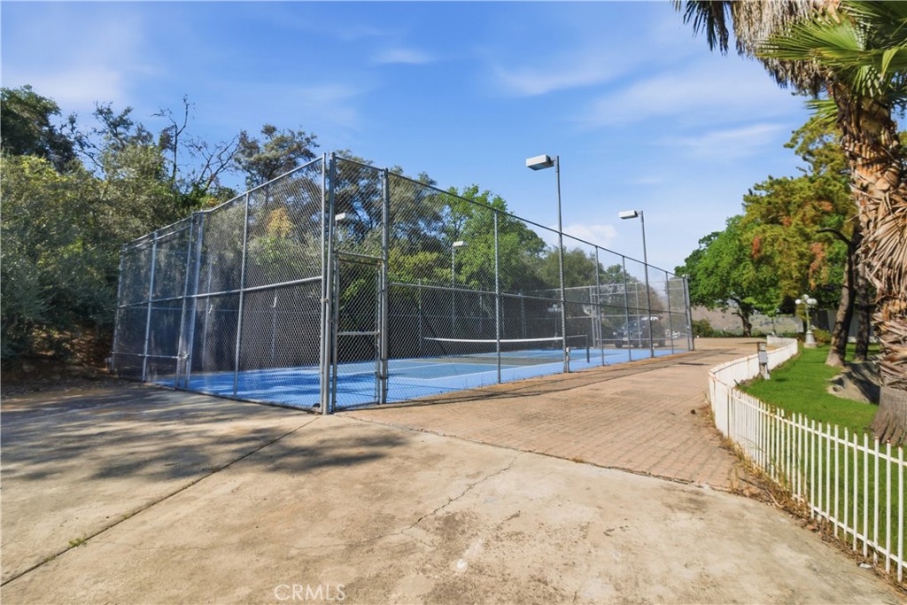 33295 Globe Dr, Springville, CA 93265