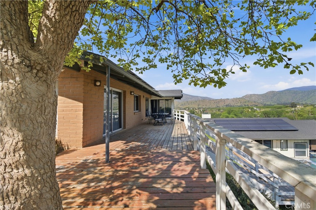 33295 Globe Dr, Springville, CA 93265