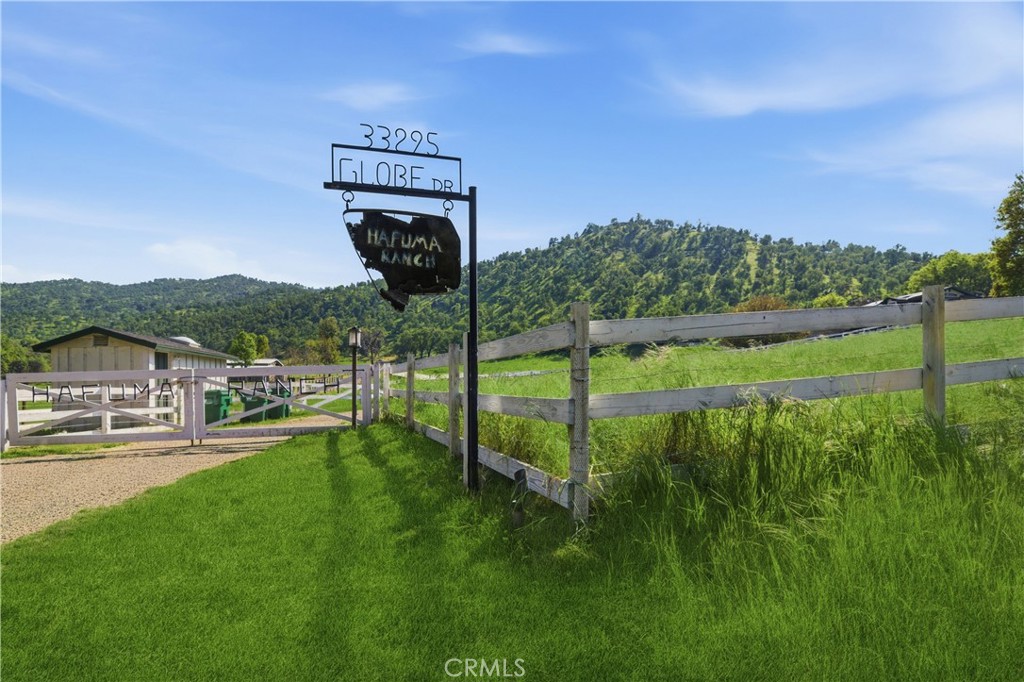 33295 Globe Dr, Springville, CA 93265