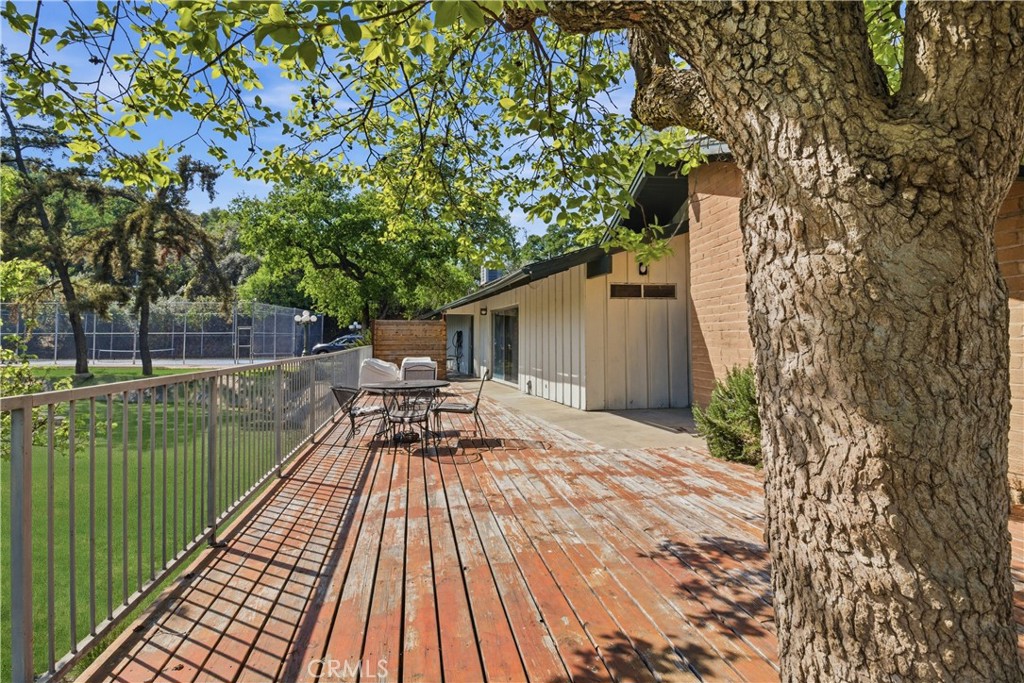 33295 Globe Dr, Springville, CA 93265