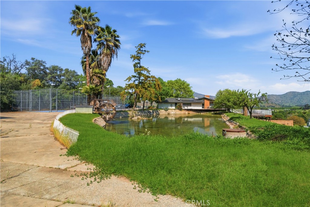 33295 Globe Dr, Springville, CA 93265
