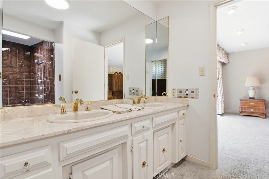 33295 Globe Dr, Springville, CA 93265