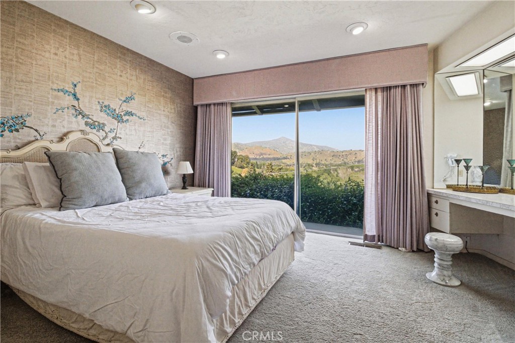 33295 Globe Dr, Springville, CA 93265