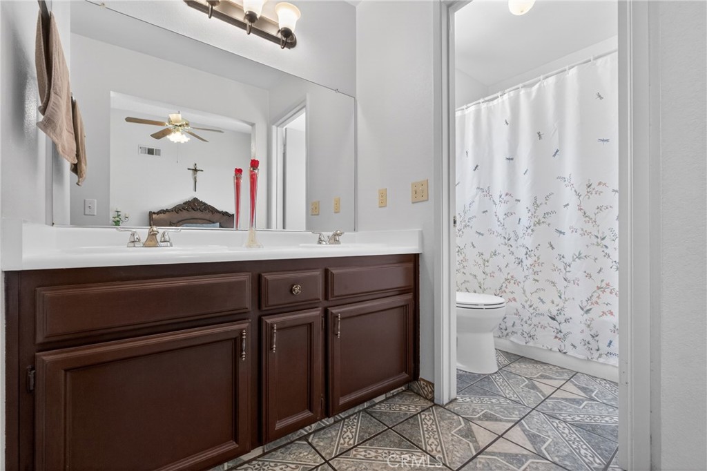 1820 5th, Delano, CA 93215
