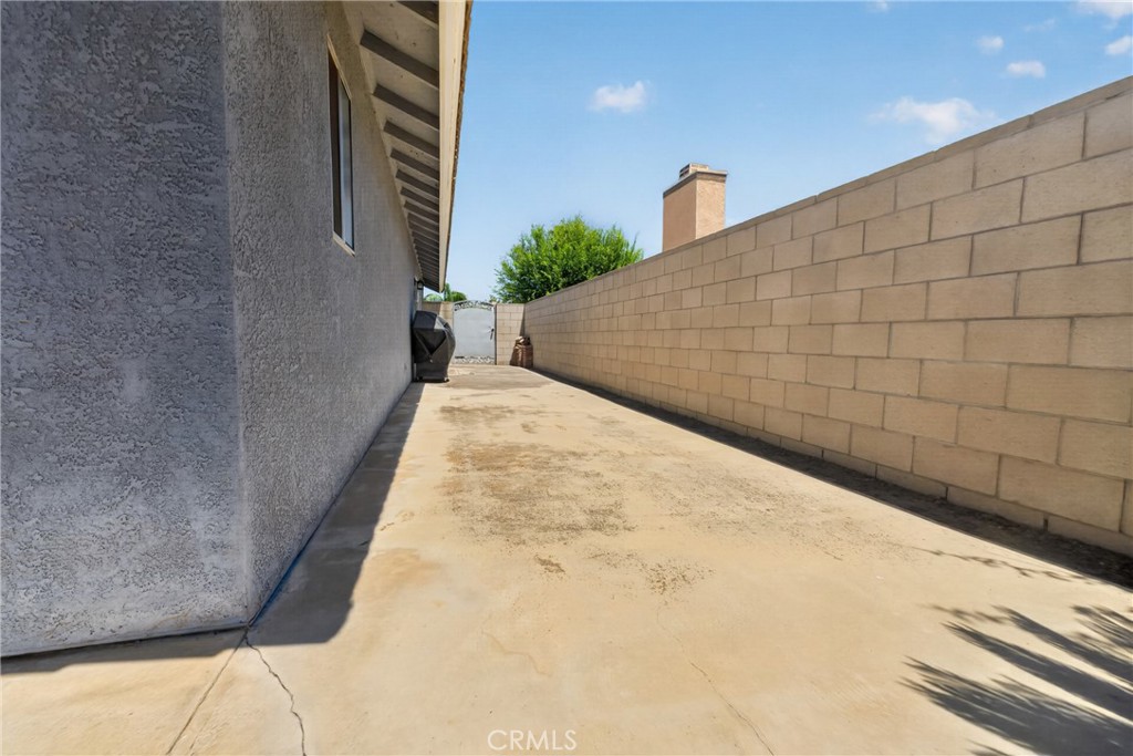 1820 5th, Delano, CA 93215