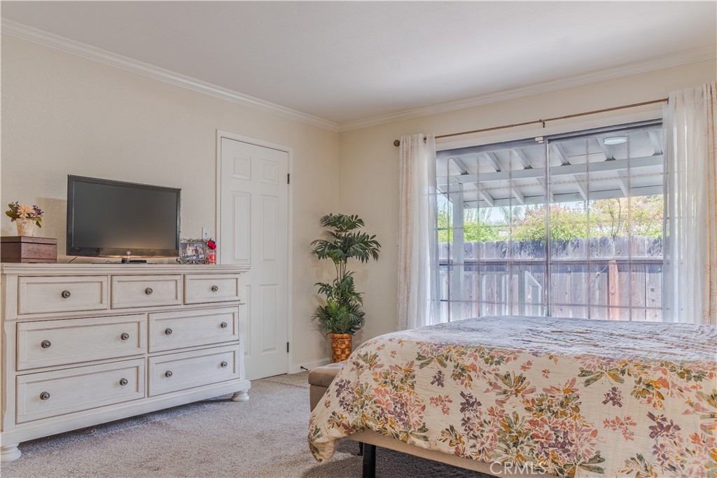5739 N Pleasant Ave, Fresno, CA 93711