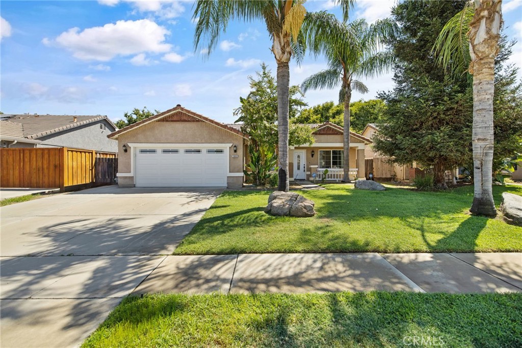 444 N Amador, Visalia, CA 93292