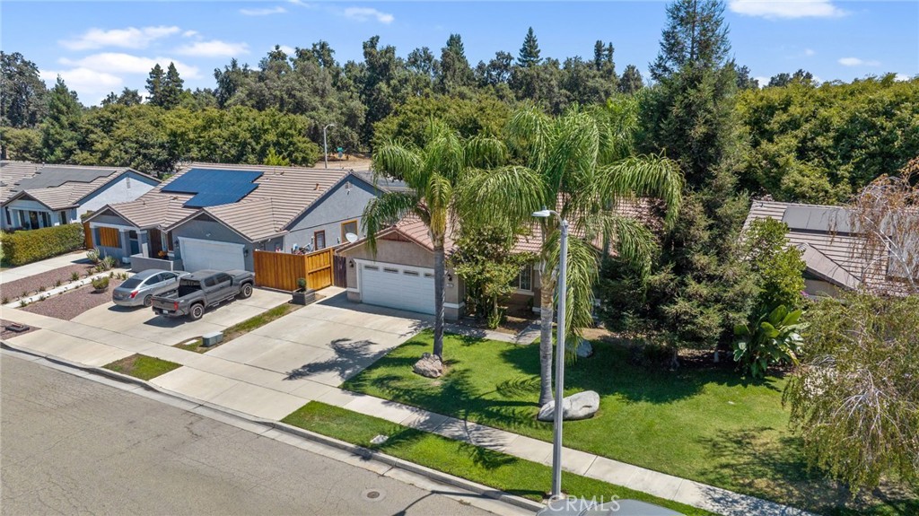 444 N Amador, Visalia, CA 93292