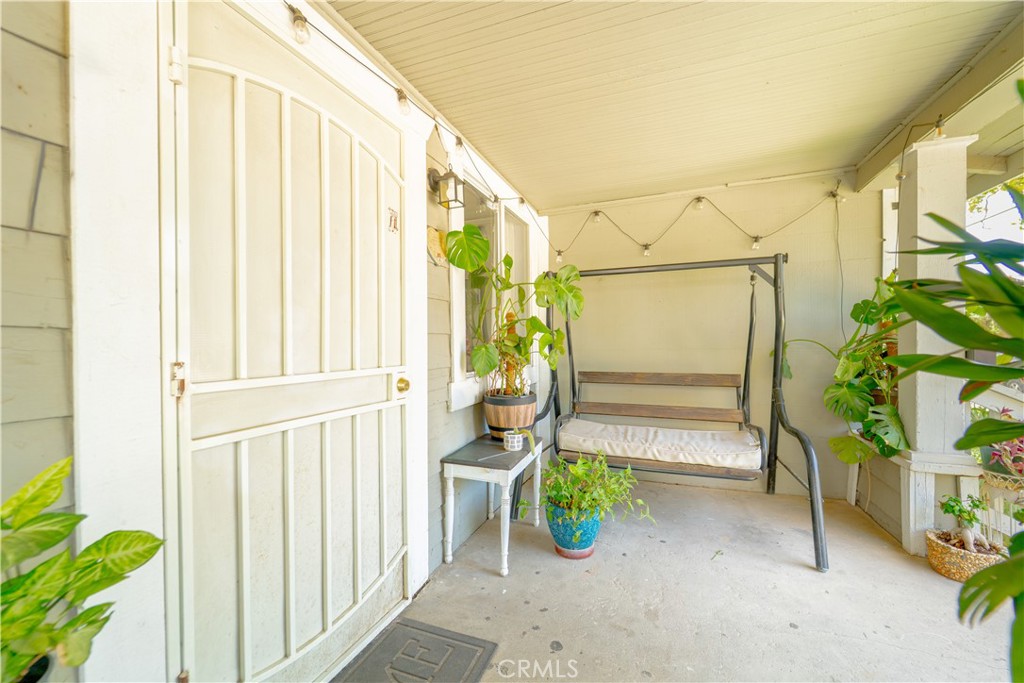 632 N College, Fresno, CA 93728