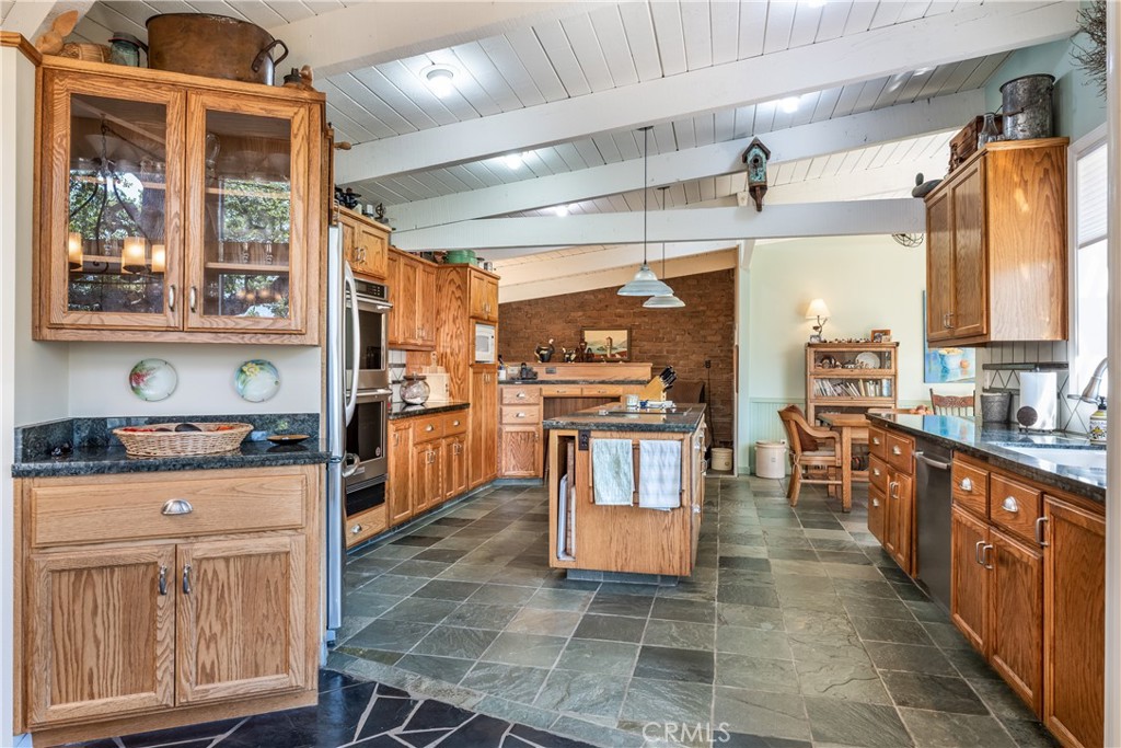 28646 Redinger Way, North Fork, CA 93602