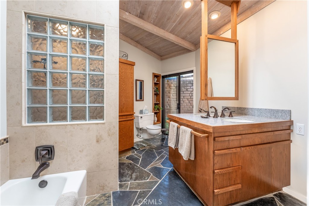 28646 Redinger Way, North Fork, CA 93602