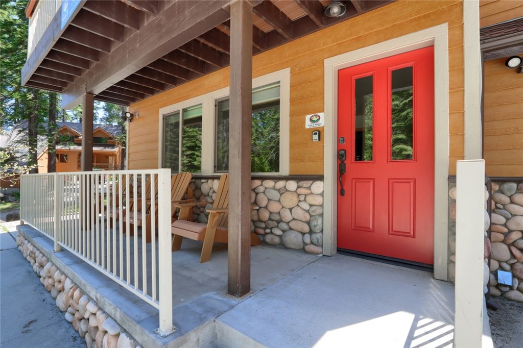 7400 Choke Cherry Ln, Yosemite, CA 95389