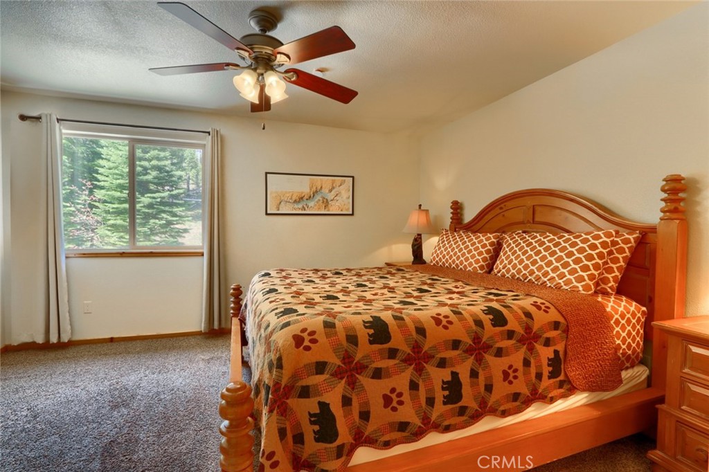 7400 Choke Cherry Ln, Yosemite, CA 95389