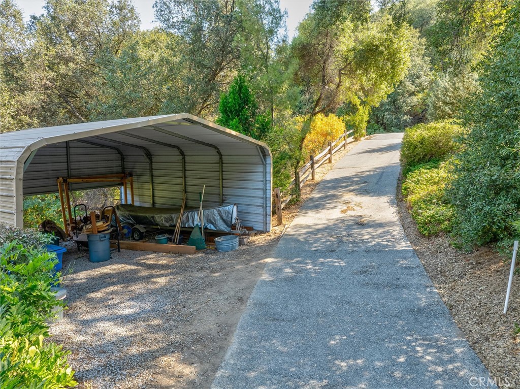 39309 Forest Park Ln, Oakhurst, CA 93644