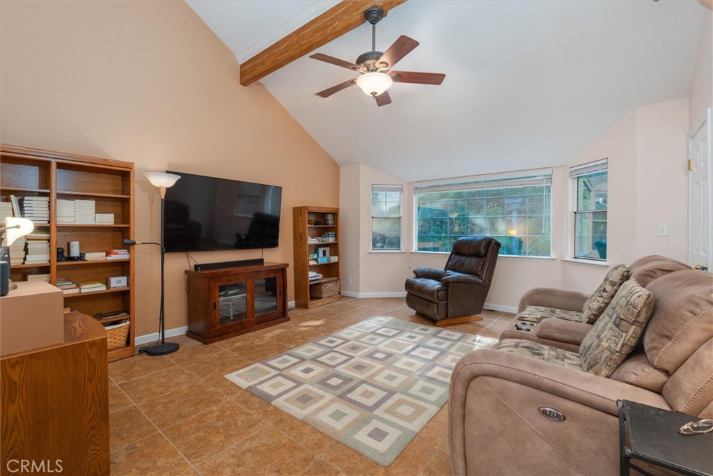 39309 Forest Park Ln, Oakhurst, CA 93644