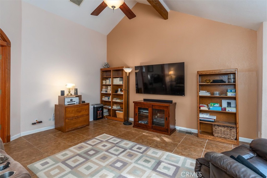 39309 Forest Park Ln, Oakhurst, CA 93644