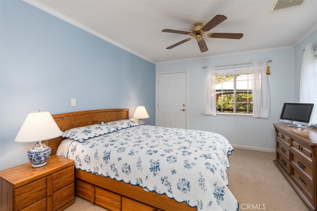 39309 Forest Park Ln, Oakhurst, CA 93644