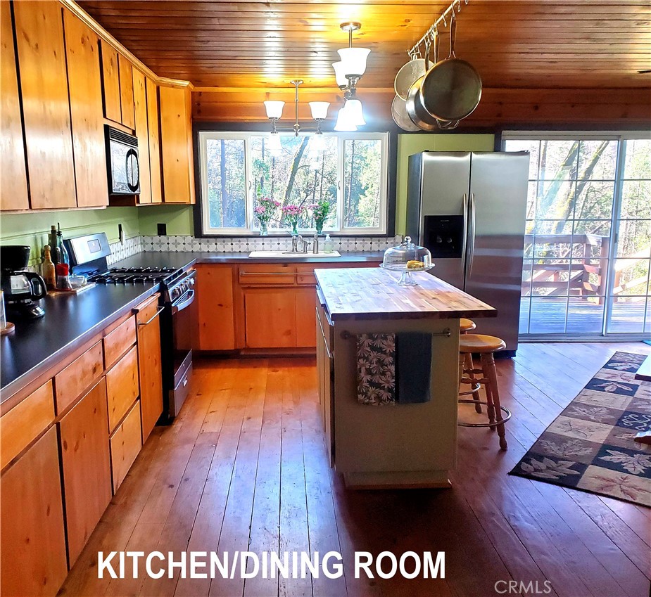 60036 S Cascadel Dr, North Fork, CA 93643