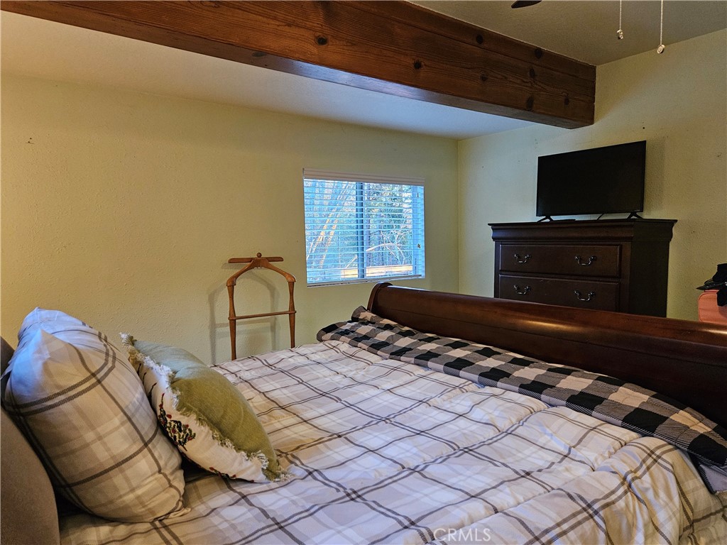 60036 S Cascadel Dr, North Fork, CA 93643