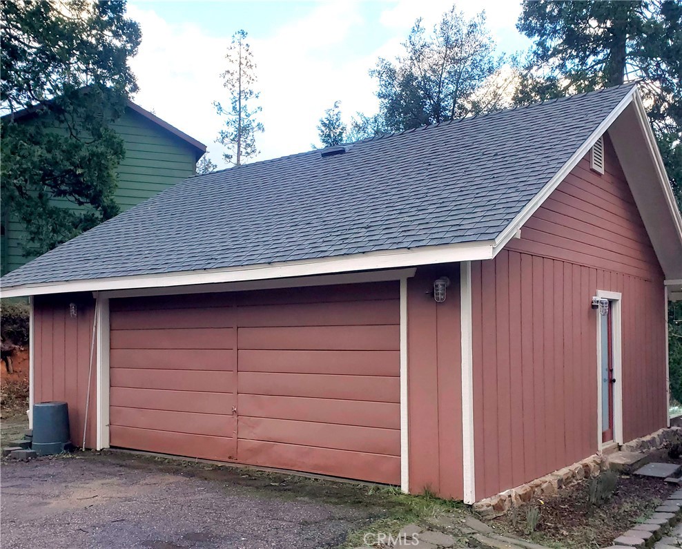 60036 S Cascadel Dr, North Fork, CA 93643