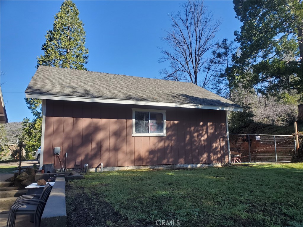 60036 S Cascadel Dr, North Fork, CA 93643