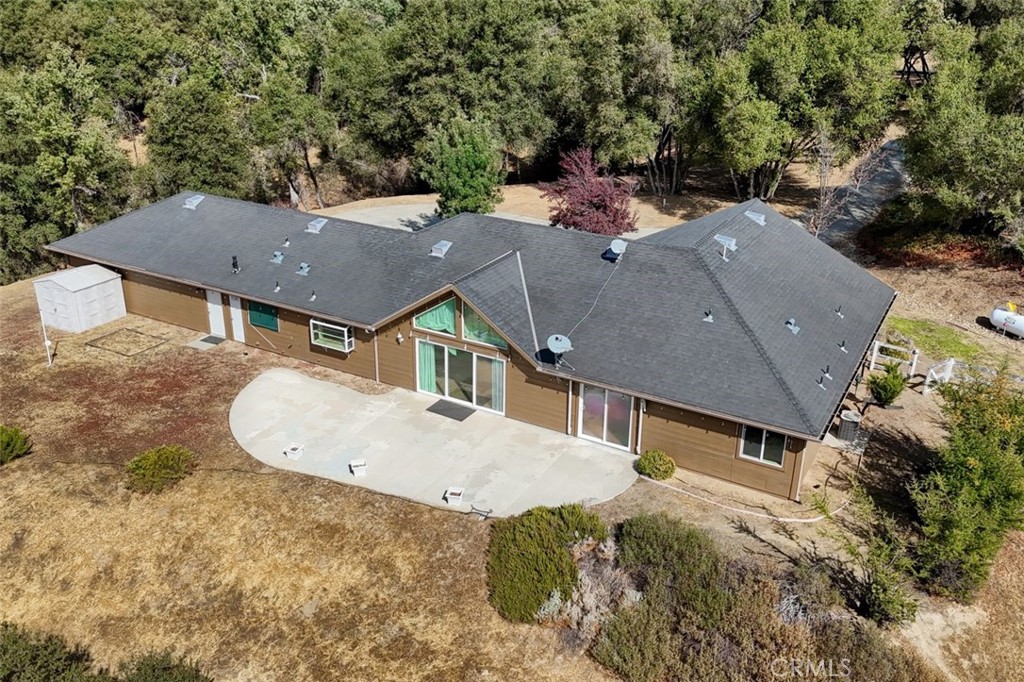 38788 Goldenrod Ln, Oakhurst, CA 93644