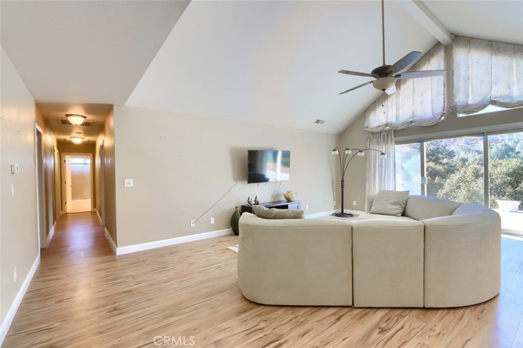 38788 Goldenrod Ln, Oakhurst, CA 93644