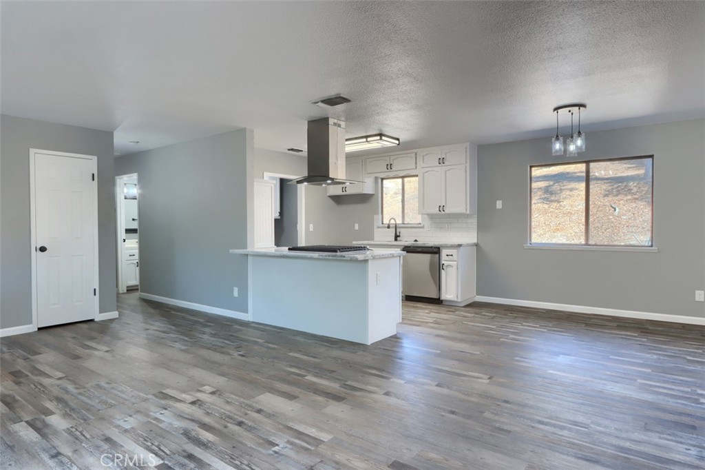 42571 Long Hollow Dr, Coarsegold, CA 93614