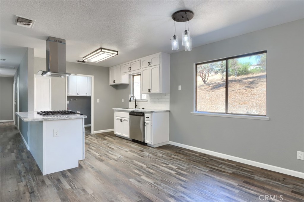 42571 Long Hollow Dr, Coarsegold, CA 93614