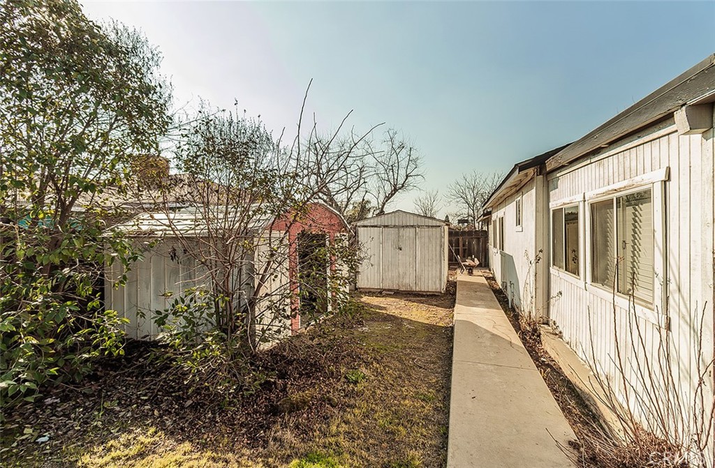 836 12th St, Orange Cove, CA 93646