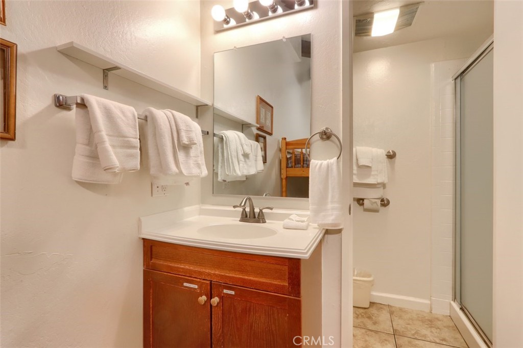 7540 Henness Cir #B210, Yosemite, CA 95389