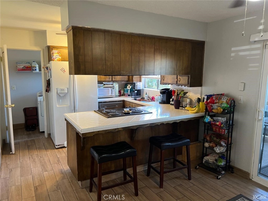 1923 Emma Lee Unit A, Hanford, CA 93230