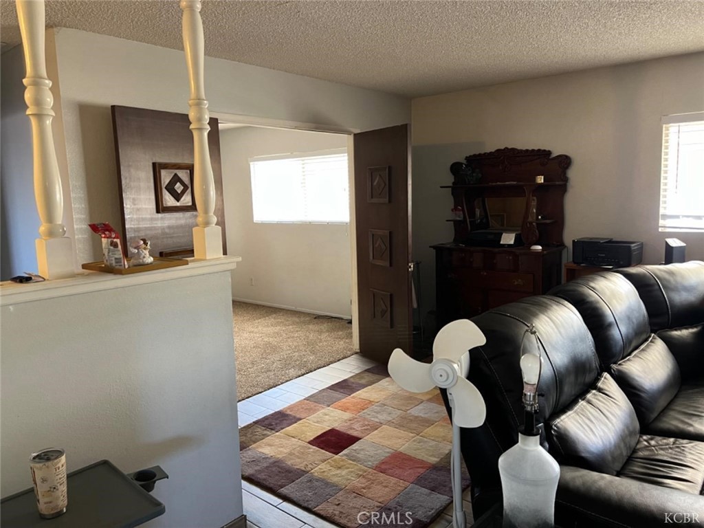 1923 Emma Lee Unit A, Hanford, CA 93230