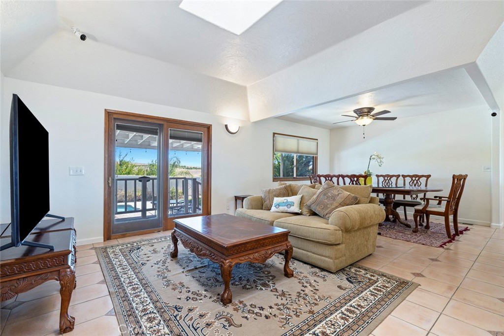 36298 Highway 33, Coalinga, CA 93210