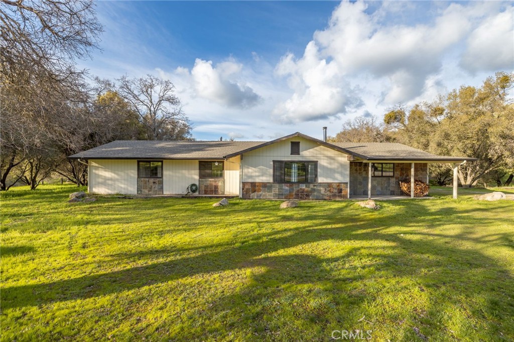 43317 Running Deer Ct, Coarsegold, CA 93614