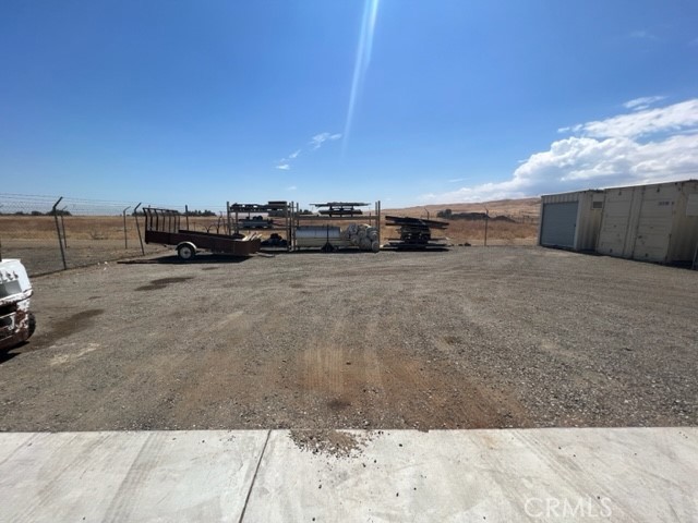 1075 W Elm Ave, Coalinga, CA 93210