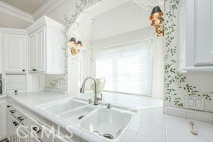 18300 Watts Valley Rd, Sanger, CA 93657