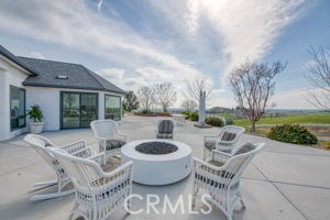 18300 Watts Valley Rd, Sanger, CA 93657