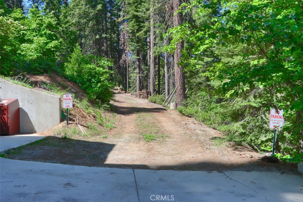 7420 Henness Ridge Rd, Yosemite, CA 95389