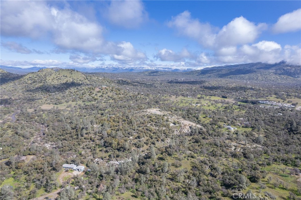 29645 Auberry Rd, Prather, CA 93651