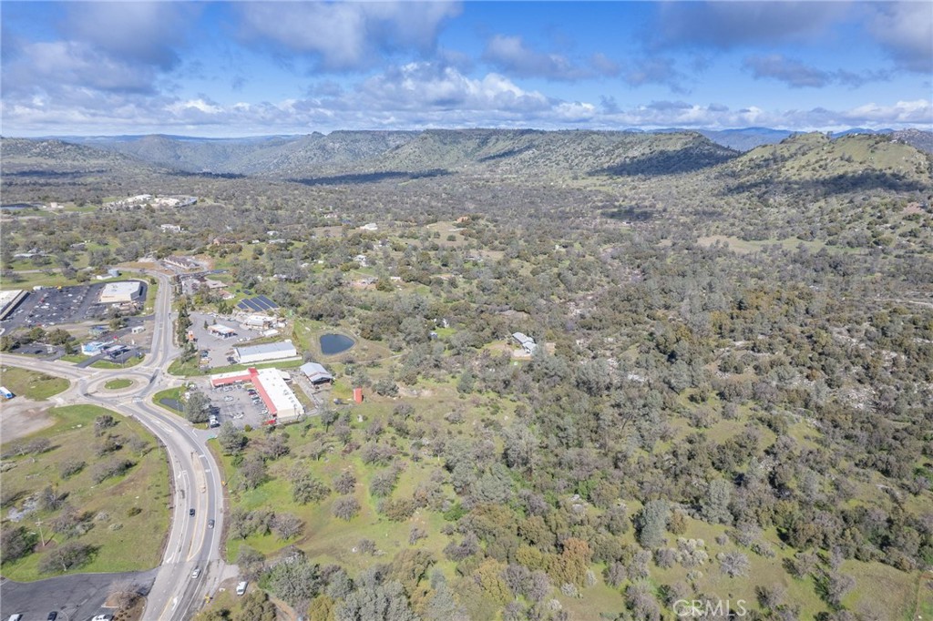 29645 Auberry Rd, Prather, CA 93651