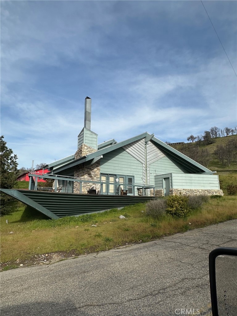 46982 Pony Express Ln, Coarsegold, CA 93614