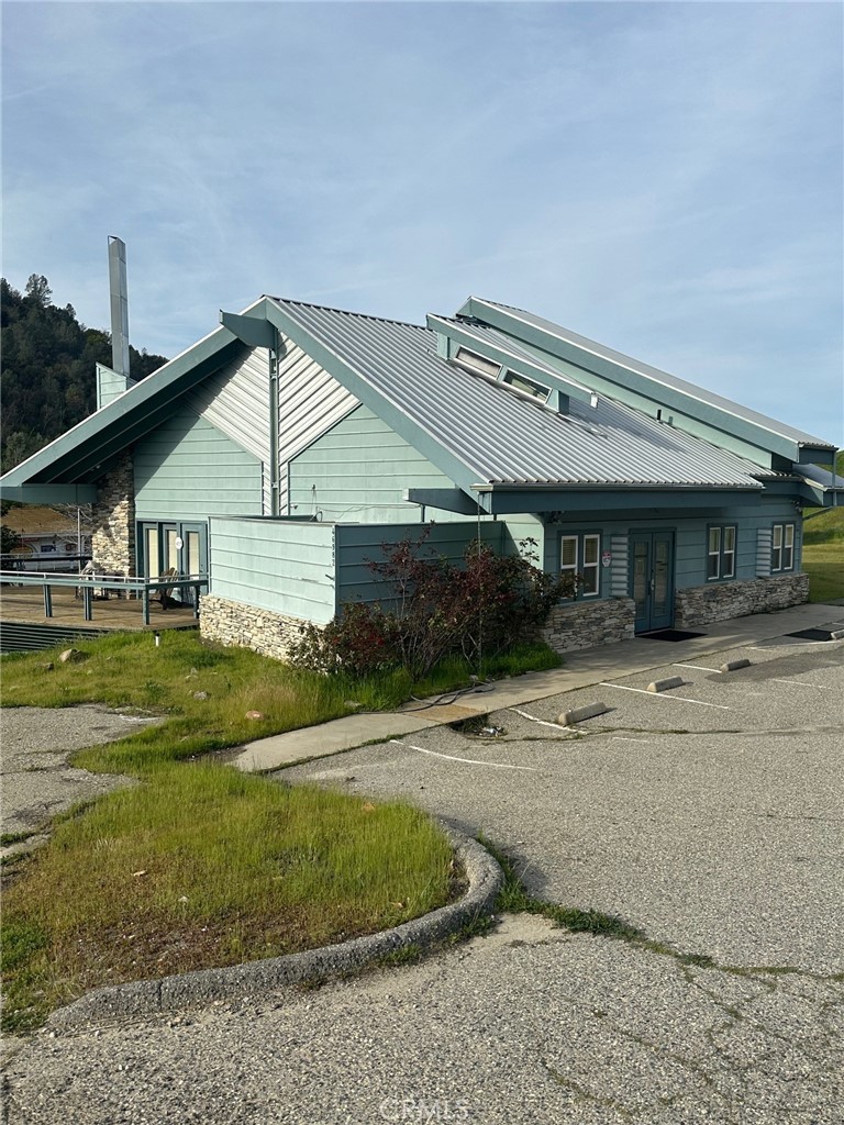 46982 Pony Express Ln, Coarsegold, CA 93614