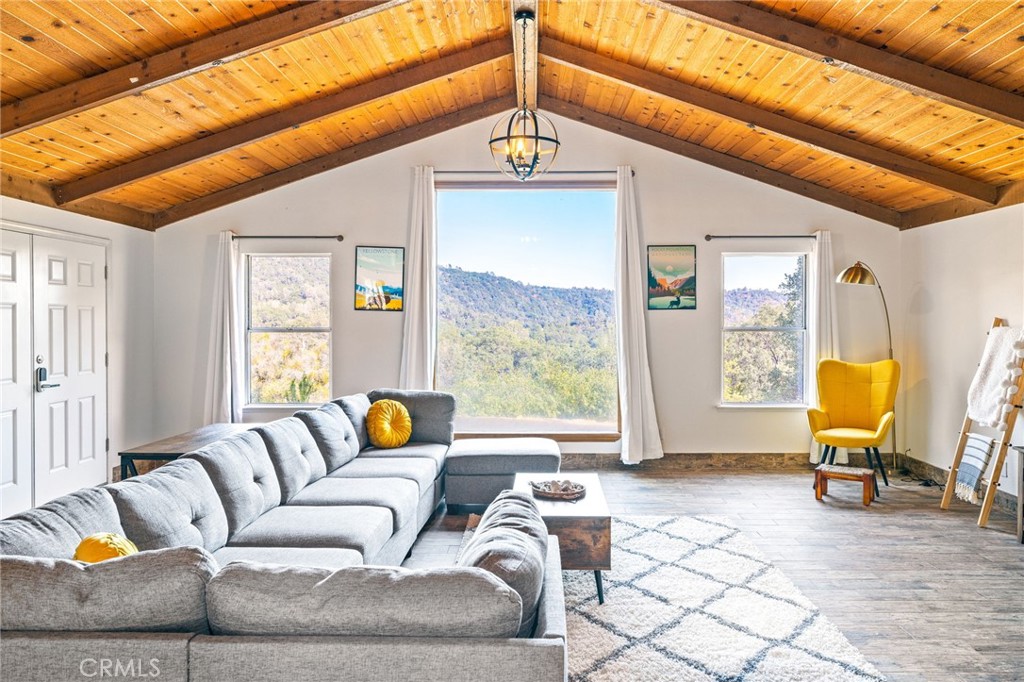 5273 5279 Boyer Rd, Mariposa, CA 95338